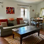 Ravissant Climatise Gambetta Misericorde Au Coeur De * Saint-Tropez