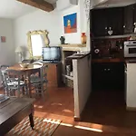 Ravissant Climatise Gambetta Misericorde Au Coeur De Appartement Saint-Tropez